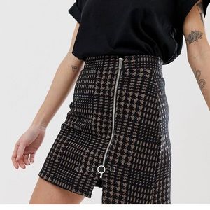 NWT ASOS DESIGN mini skirt!